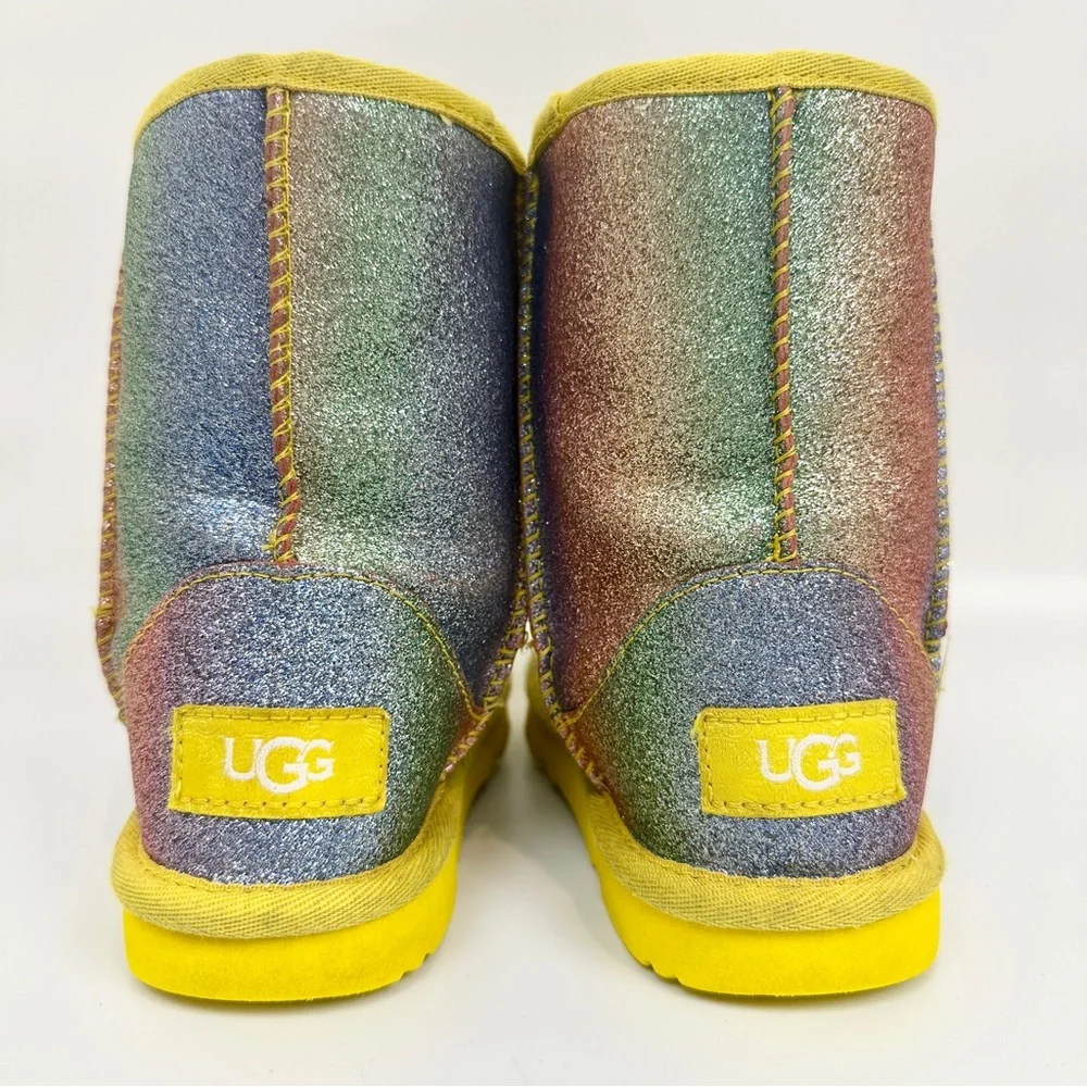 UGG Classic Glitter II Rainbow Yellow Trim Lined Toddler Girls Boots Size 10